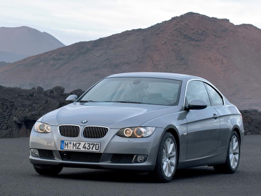  BMW 335i Coupe 2007 года  (фото 15 из 16)